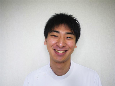 作業療法士の原 圭祐